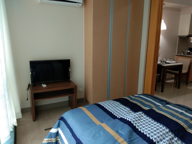 FOR RENT: 1-bedroom furnished condo in One Uptown Fort Bonifacio. New unit
