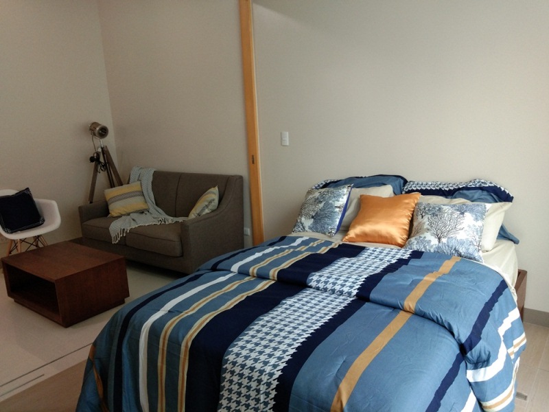 FOR RENT: 1-bedroom furnished condo in One Uptown Fort Bonifacio. New unit