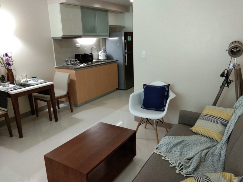 FOR RENT: 1-bedroom furnished condo in One Uptown Fort Bonifacio. New unit