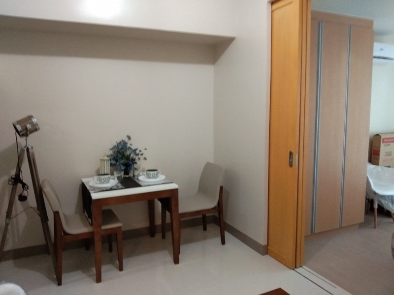 FOR RENT: 1-bedroom furnished condo in One Uptown Fort Bonifacio. New unit