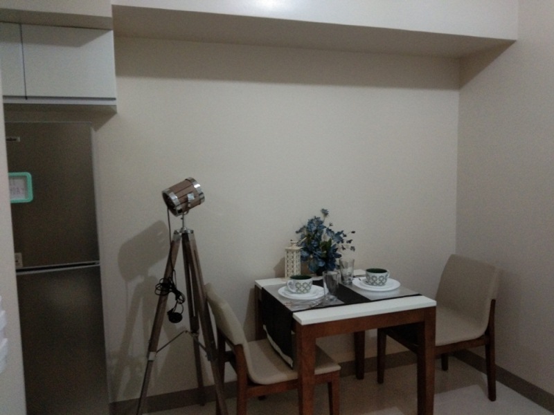 FOR RENT: 1-bedroom furnished condo in One Uptown Fort Bonifacio. New unit