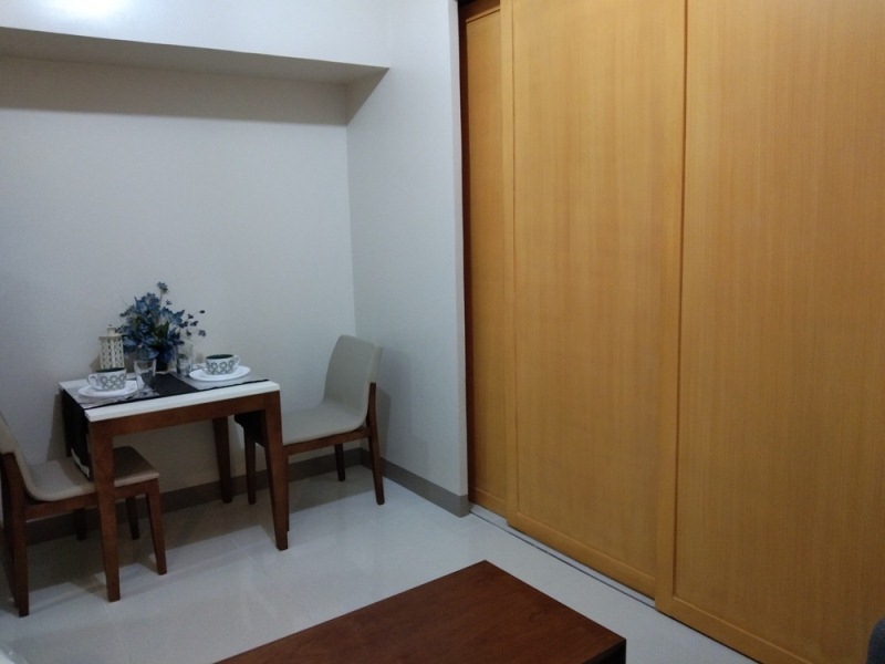 FOR RENT: 1-bedroom furnished condo in One Uptown Fort Bonifacio. New unit