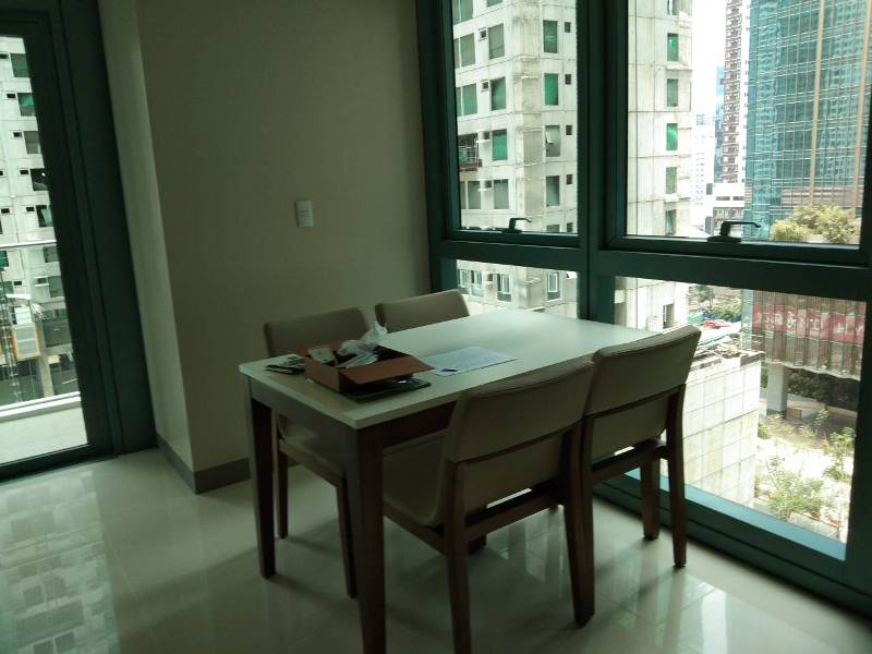 NEW UNIT: 2-bedroom furnished in One Uptown Fort Bonifacio condo for rent