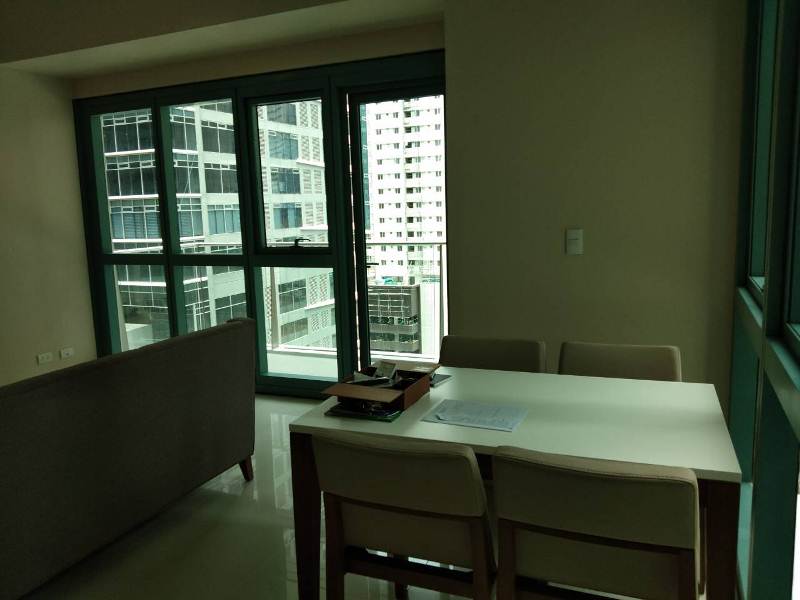 NEW UNIT: 2-bedroom furnished in One Uptown Fort Bonifacio condo for rent