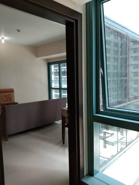 NEW UNIT: 2-bedroom furnished in One Uptown Fort Bonifacio condo for rent