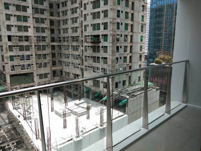 NEW UNIT: 2-bedroom furnished in One Uptown Fort Bonifacio condo for rent