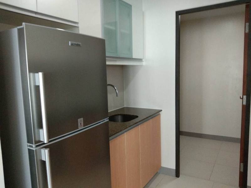 NEW UNIT: 2-bedroom furnished in One Uptown Fort Bonifacio condo for rent